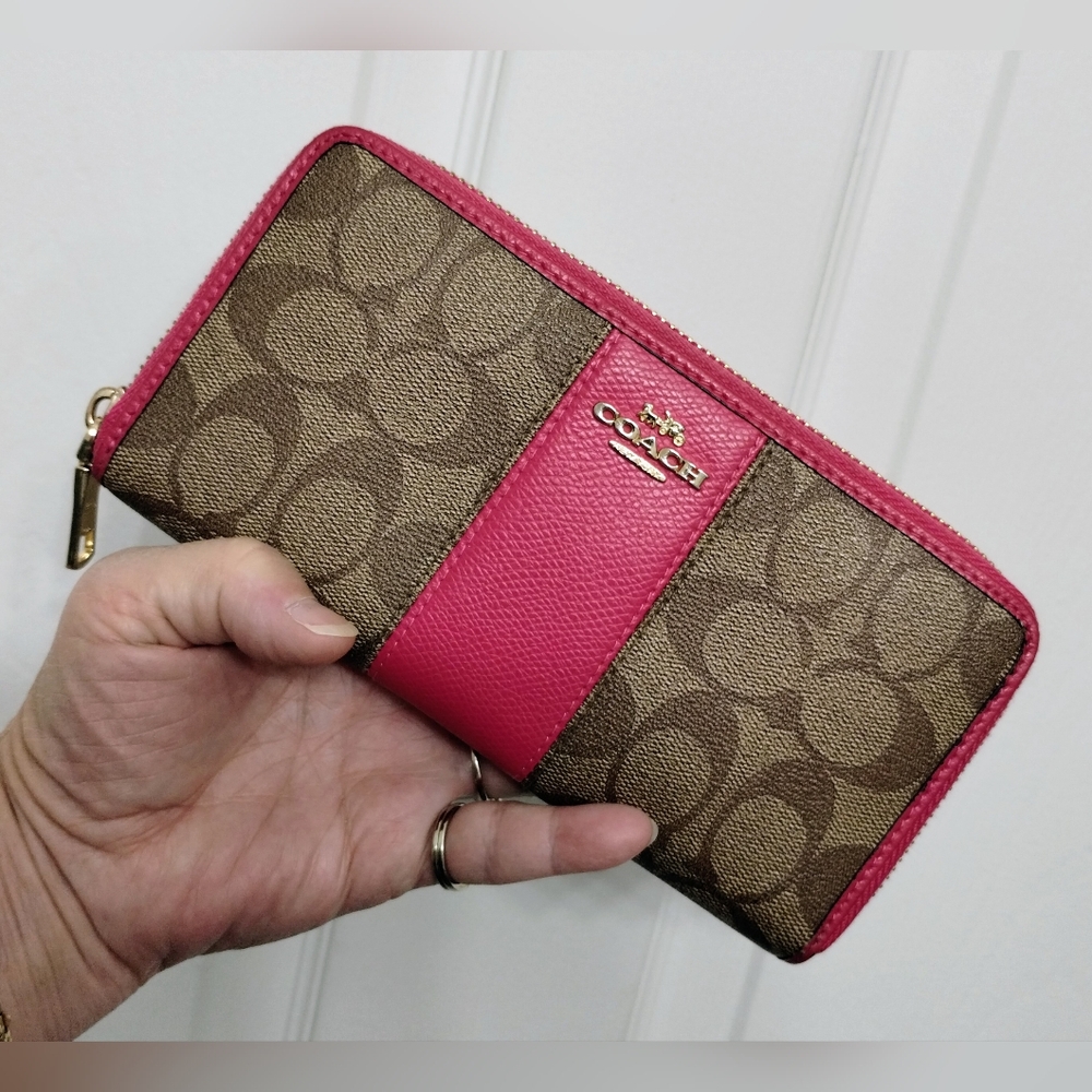 Coach Signature City Tote Bag With Coach Wallet & Coach Coin Pouch 3 Pieces - Picture 10 of 15